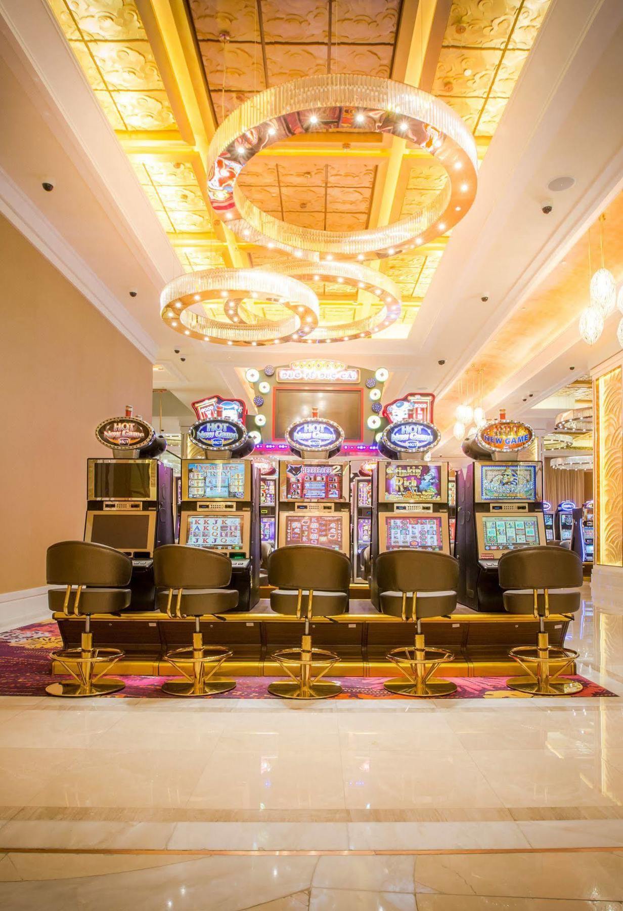 Winford Resort And Casino Manila Kültér fotó