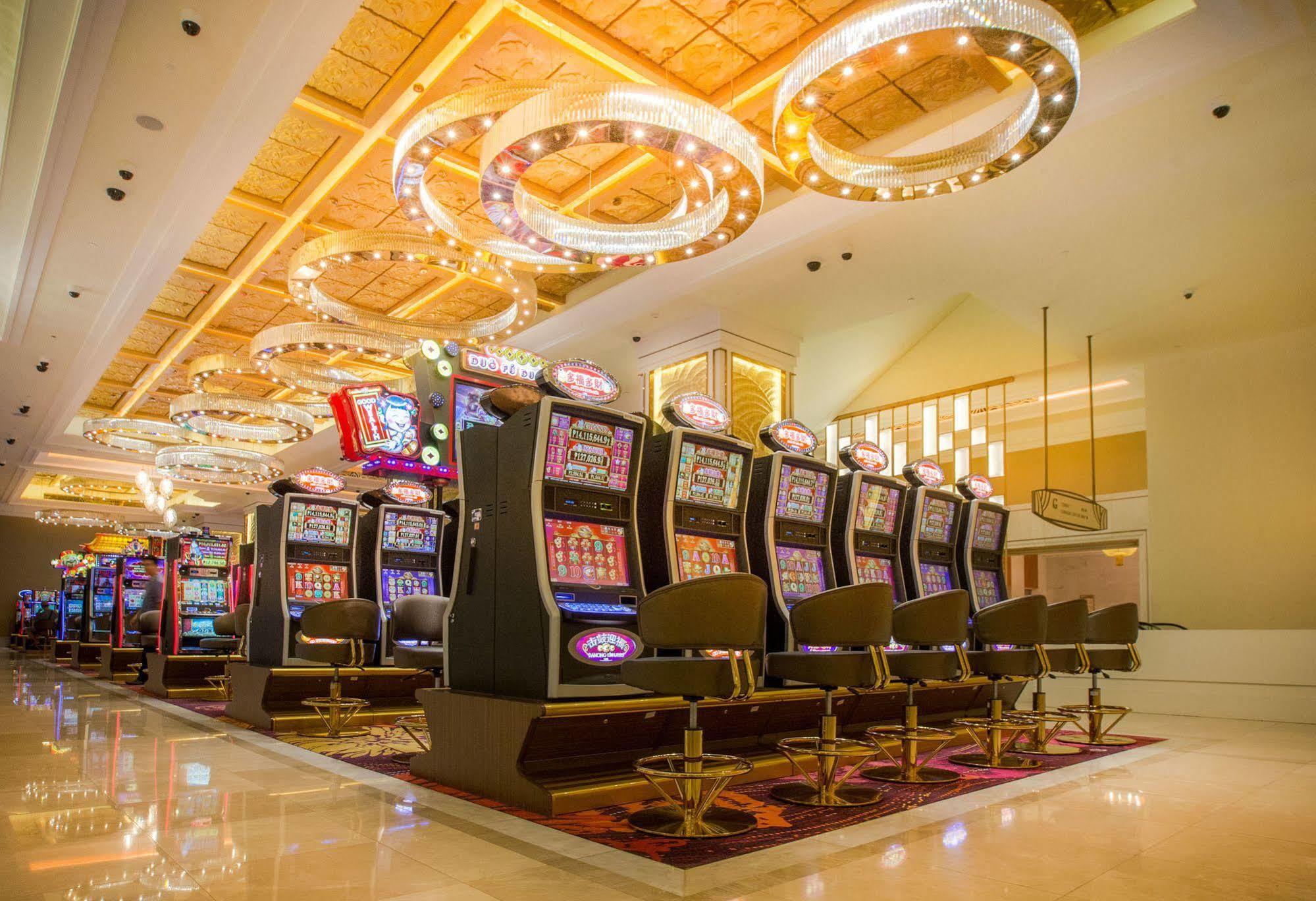 Winford Resort And Casino Manila Kültér fotó
