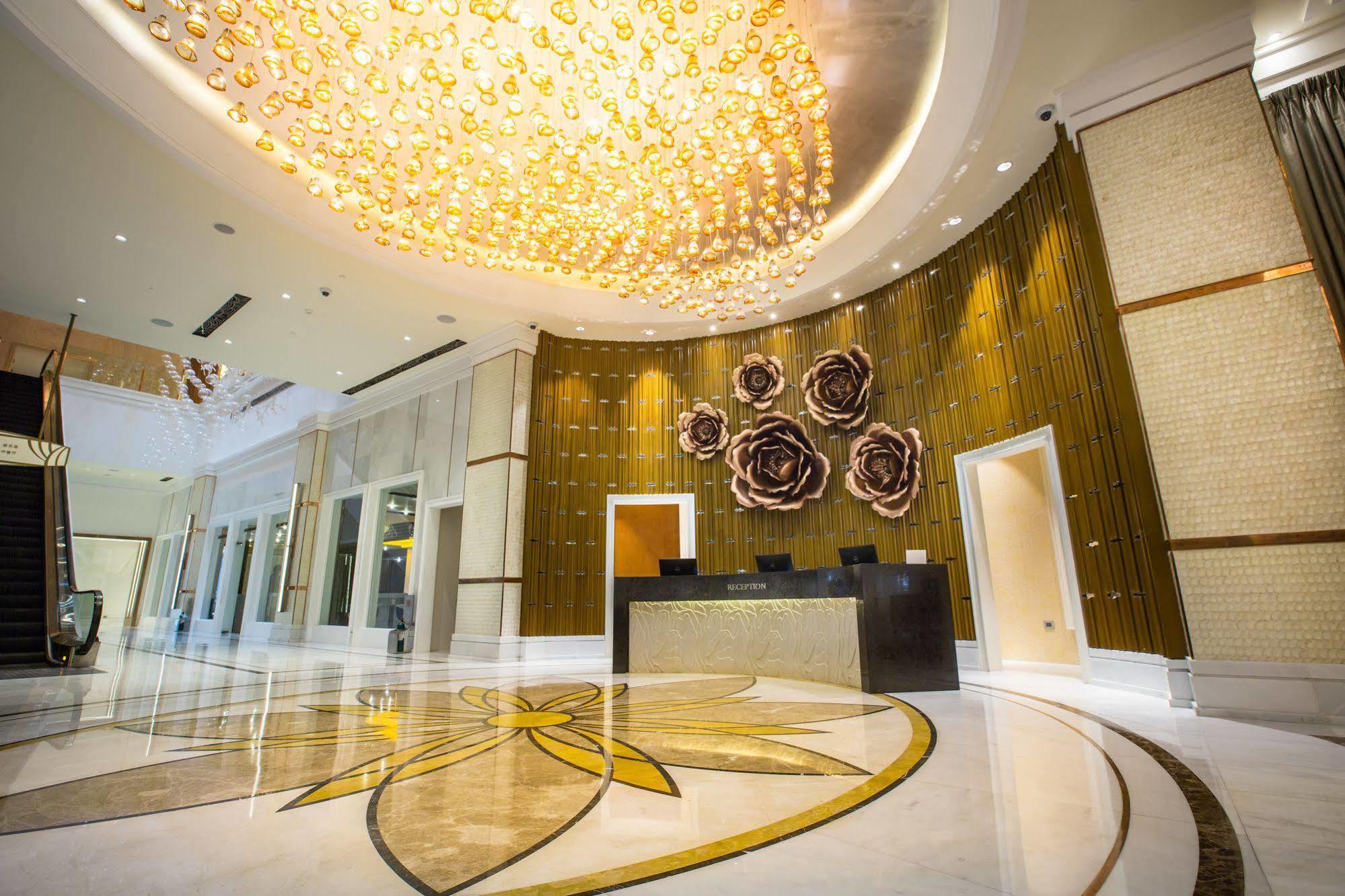 Winford Resort And Casino Manila Kültér fotó